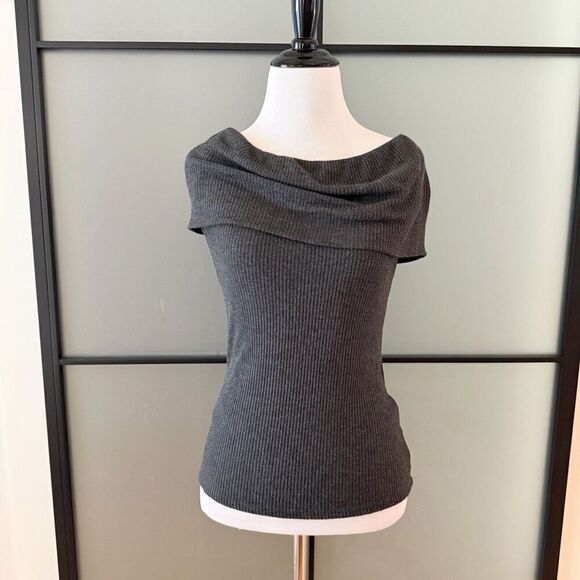 Elan Gray Off Shoulder Knit Ribbed Sweater Top Size Medium Anthropologie NWT USA - Picture 1 of 7